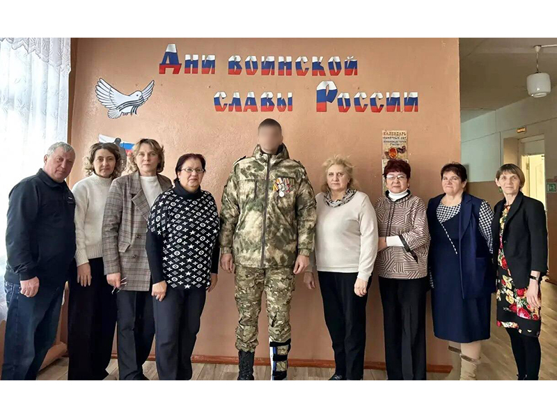«Урок мужества» от героя: в Козловке прошла встреча школьников с ветераном СВО.