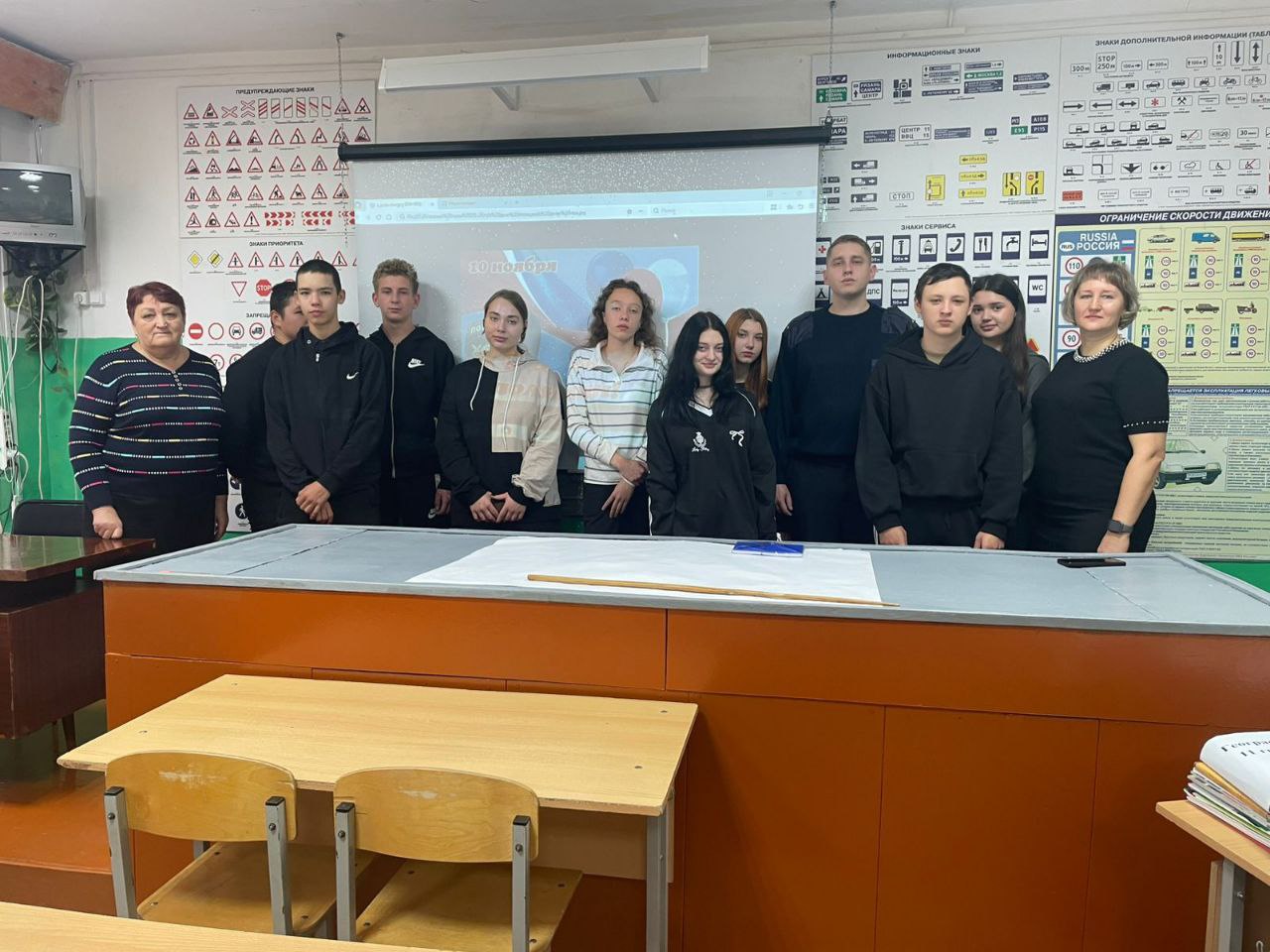 В Питерском районе Саратовской области полицейские провели беседу о мошенничестве.